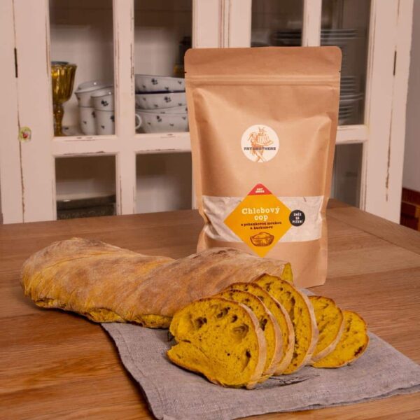 Chlebový cop s pohankovou moukou a kurkumou