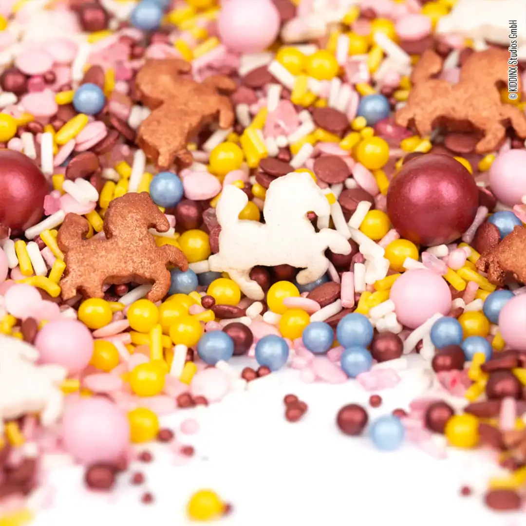 Hravý cukrový posyp na muffiny a dorty s koníky - Happy Sprinkles